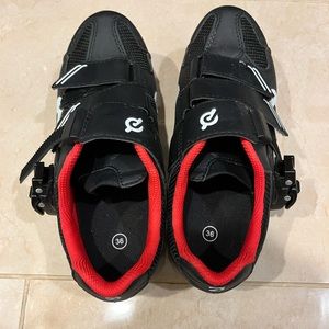 Peloton cycling shoes